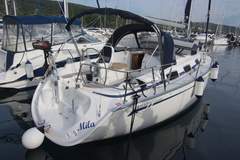 Bavaria 30C - MILA (sailing yacht)