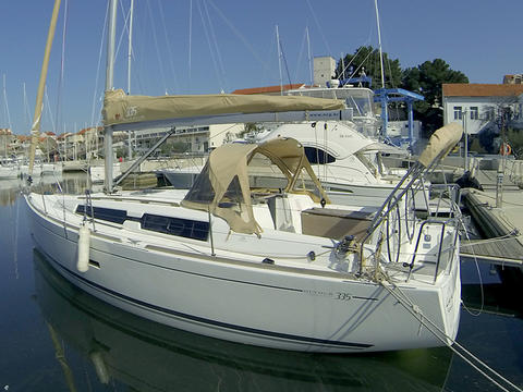 Segelboot Dufour 335 GL Bild 1