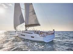 Jeanneau Sun Odyssey 410 - First date (sailing yacht)